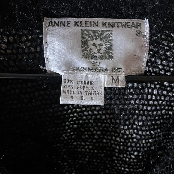 ANNE KLEIN Vintage 80’s mohair blend black cardigan - Picture 2 of 3